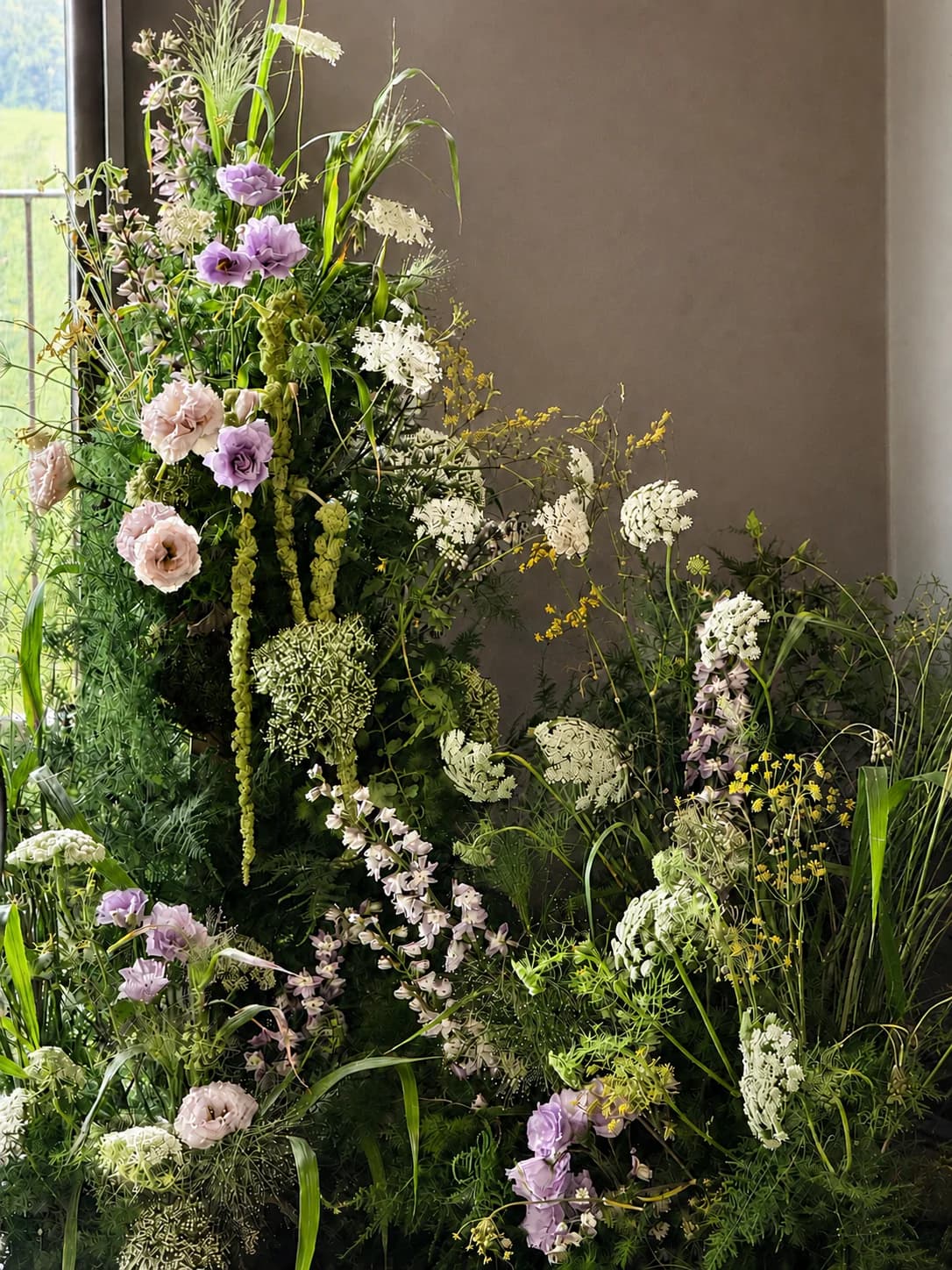 Bridal brunch · Floral installation